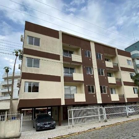 Appartement Residencial Zarling A 50M Da Avenida De Bombinhas Extérieur photo